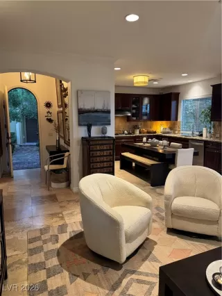 Photo #3: 2752395 Listing 