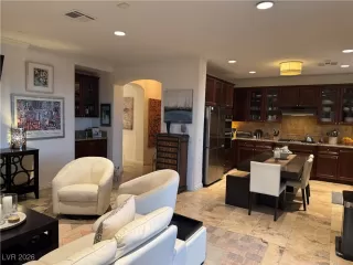 Photo #4: 2752395 Listing 