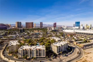 Photo #3: 2752419 Listing 