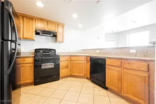 Photo #4: 2752454 Listing