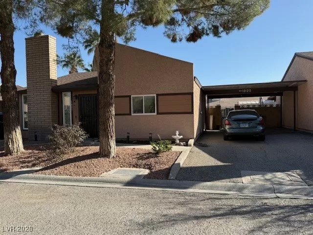 MLS: 2752455 Condo For Sale