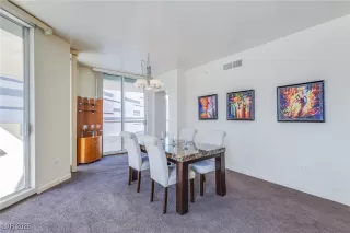 Photo #5: 2752460 Listing