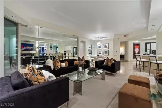 Photo #2: 2752511 Listing