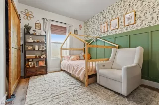 Photo #4: 2752584 Listing