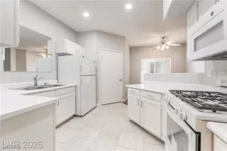 Primary Photo for MLS#: 2752594