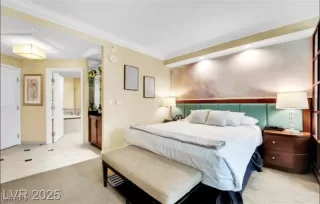 Photo #2: 2752607 Listing