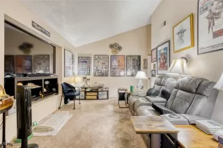 Photo #3: 2752616 Listing 