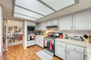 Photo #6: 2752616 Listing 