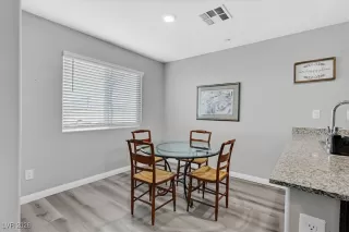 Photo #3: 2752625 Listing 