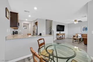 Photo #4: 2752625 Listing 