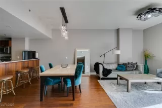 Photo #2: 2752633 Listing 