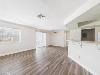 Photo #5: 2752645 Listing 