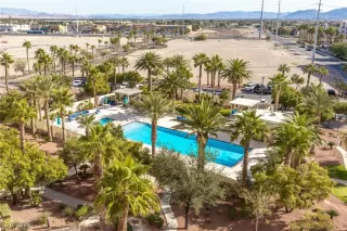 Photo #2: 2752698 Listing 