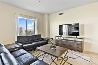 Photo #5: 2752698 Listing 