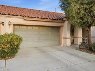 Photo #1: 2752704 Listing 