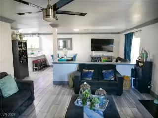 Photo #5: 2752720 Listing 