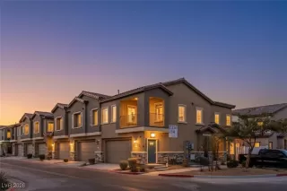 Photo #2: 2752724 Listing