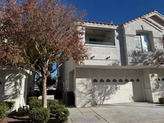 More Details about MLS # 2752740 : 5201 SOUTH TORREY PINES DRIVE 1256