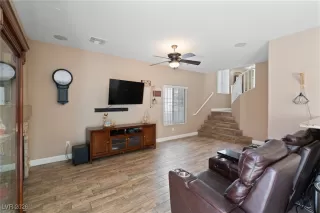 Photo #3: 2752767 Listing 