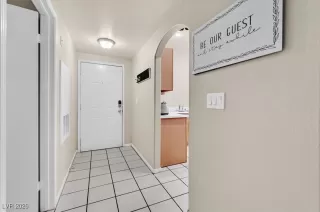 Photo #2: 2752787 Listing