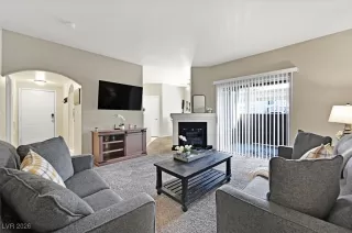 Photo #6: 2752787 Listing