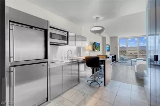 Photo #3: 2752791 Listing 