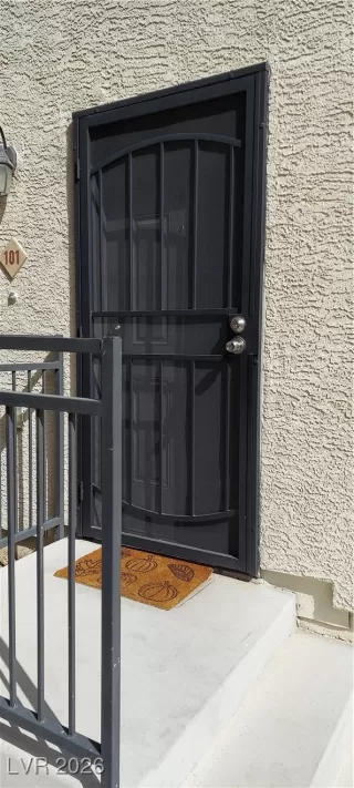 More Details about MLS # 2752796 : 3913 SWEET PINE STREET 101