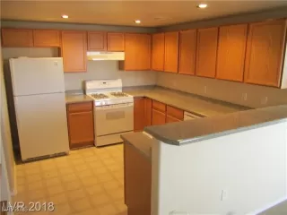 Photo #4: 2752805 Listing 