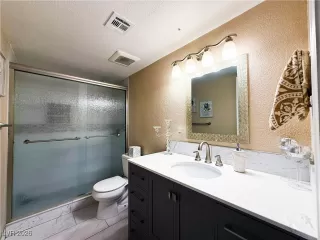 Photo #6: 2752807 Listing