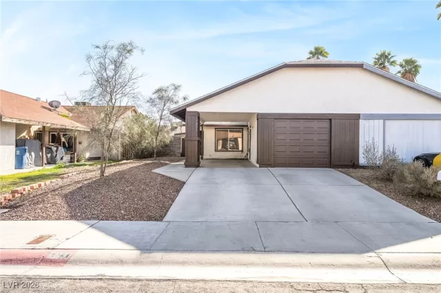 MLS: 2752825 Condo For Sale