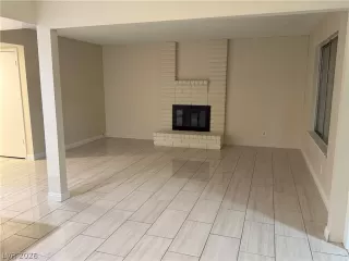 Photo #2: 2752831 Listing