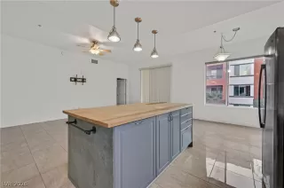 Photo #6: 2752860 Listing 