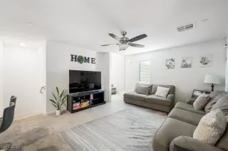 Photo #4: 2752873 Listing