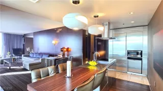 Photo #1: 2752876 Listing 