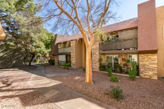 Photo #1: 2752904 Listing 