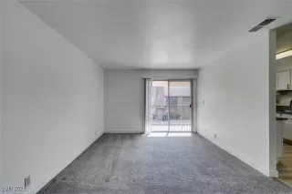 Photo #5: 2752904 Listing 