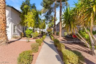 Photo #2: 2752925 Listing 