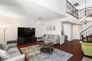 Photo #5: 2752925 Listing 