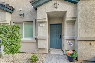 Photo #1: 2752943 Listing 