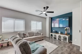 Photo #3: 2752943 Listing 