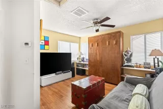 Photo #4: 2752964 Listing