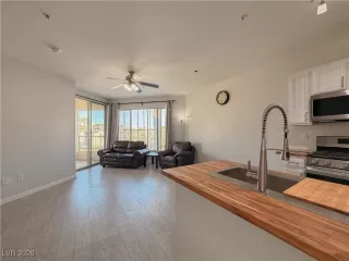 Photo #4: 2752985 Listing 