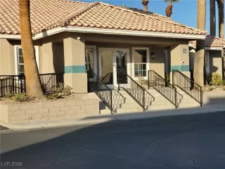 Photo #3: 2752998 Listing 