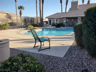 Photo #4: 2752998 Listing 