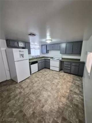 Photo #2: 2753069 Listing 