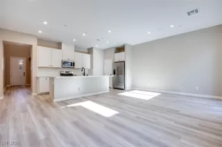 Photo #3: 2753196 Listing 