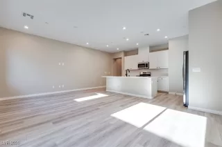 Photo #5: 2753196 Listing 