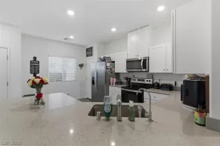 Photo #6: 2753251 Listing 