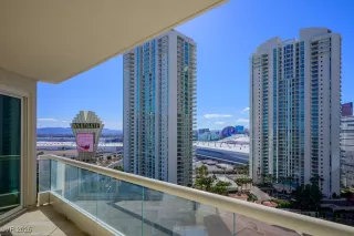 Photo #5: 2753308 Listing 