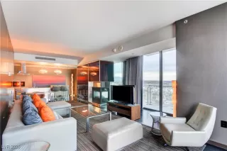 Photo #5: 2753310 Listing 